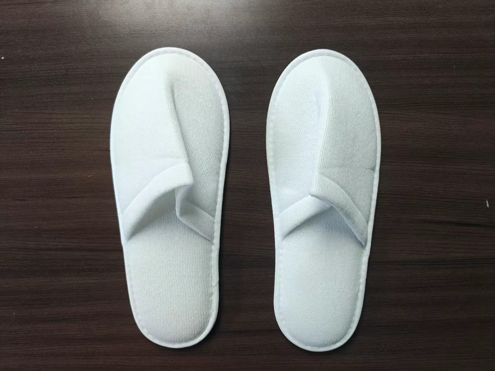 individually packed disposable hotel slippers USA motel