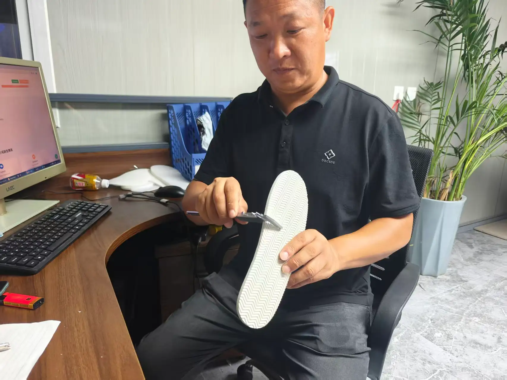 hotel slipper production quality control
